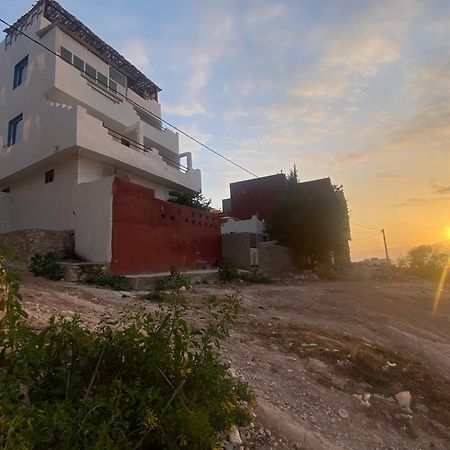 Red Carpet Surf Camp Sea, Mountain & Garden Escape Hotel Tamraght Luaran gambar
